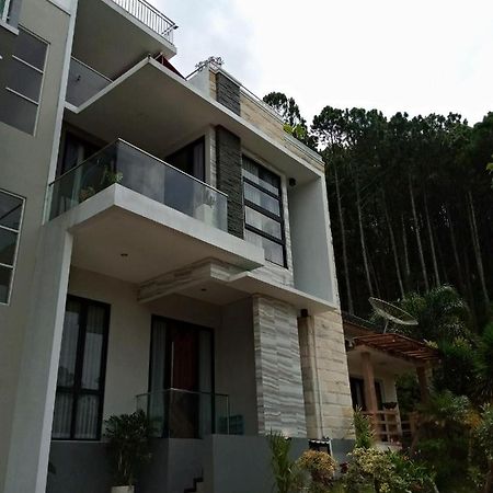 Villa Valencia บาตู ภายนอก รูปภาพ