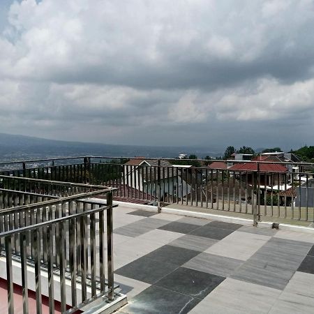 Villa Valencia บาตู ภายนอก รูปภาพ