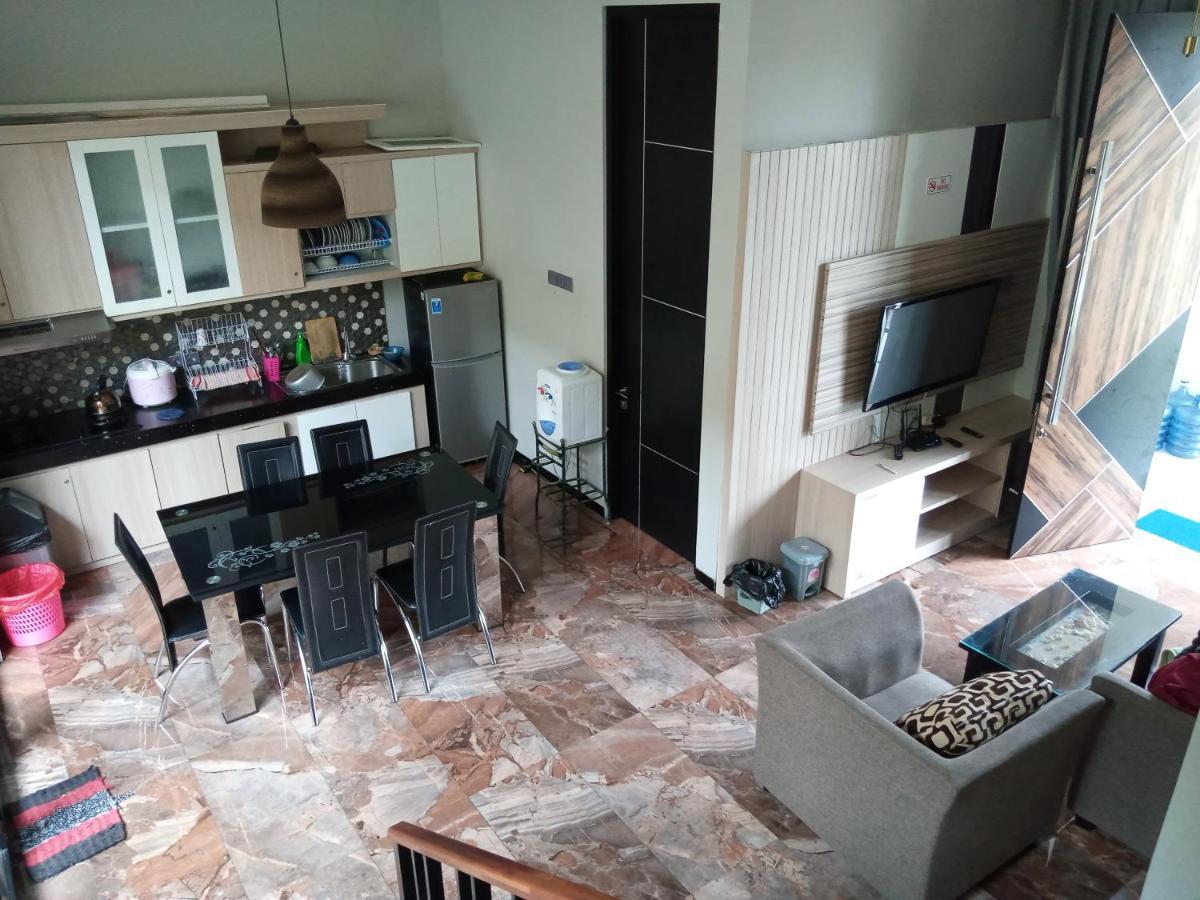 Villa Valencia บาตู ภายนอก รูปภาพ